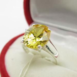 แหวนเงินแท้ ฝังพลอยบุษราคัม สีเหลือง เม็ดเดี่ยว 4 กะรัต SRYs002